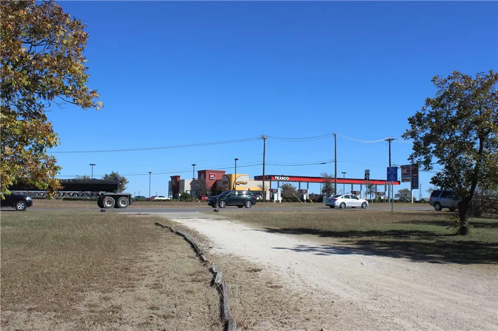 4800 Clear Creek Killeen, TX 76549