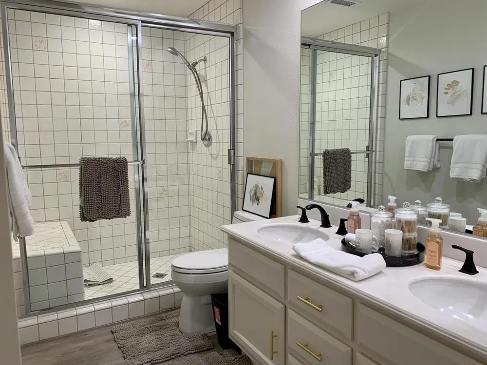 222 Castellana S Palm Desert, CA 92260