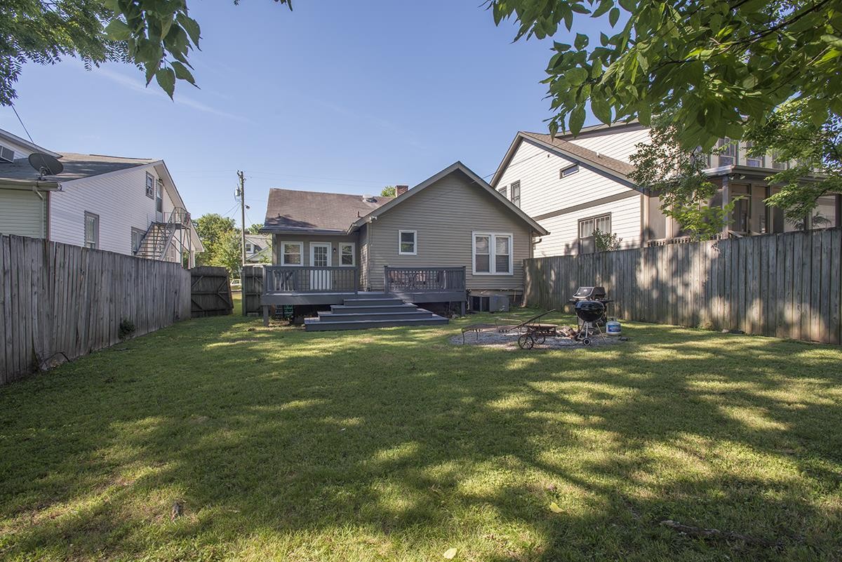 1318 Sweetbriar Ave Nashville, TN 37212