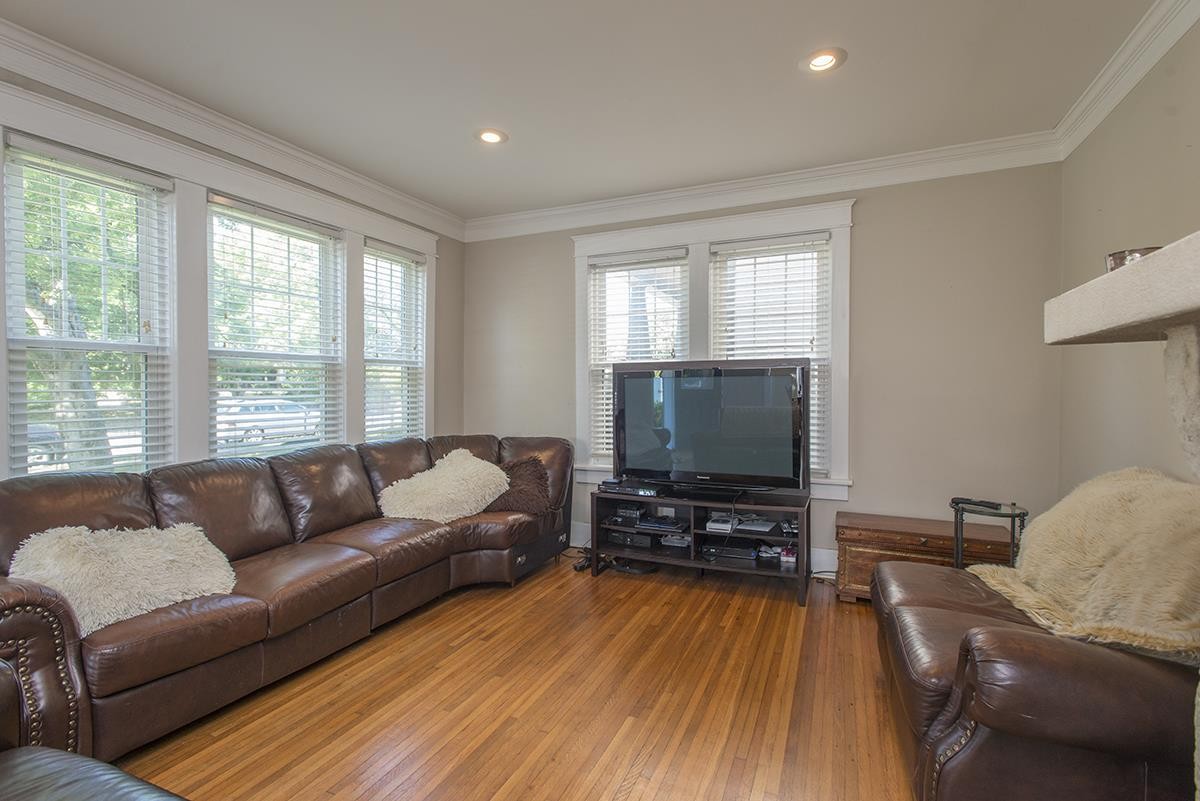 1318 Sweetbriar Ave Nashville, TN 37212