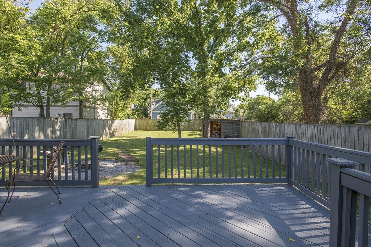 1318 Sweetbriar Ave Nashville, TN 37212