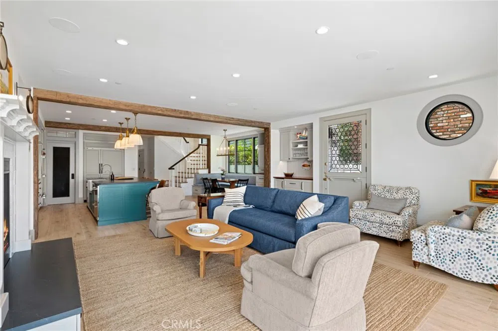 225 E Bay Front Newport Beach, CA 92662