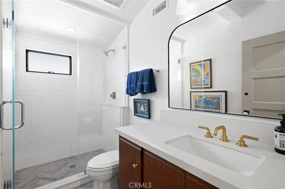 225 E Bay Front Newport Beach, CA 92662