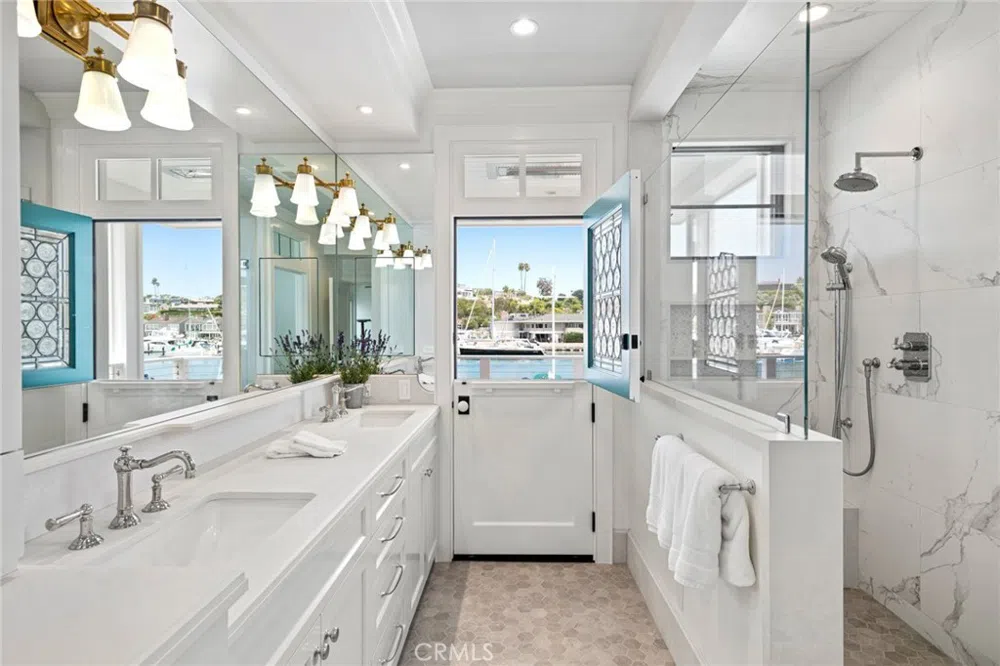 225 E Bay Front Newport Beach, CA 92662
