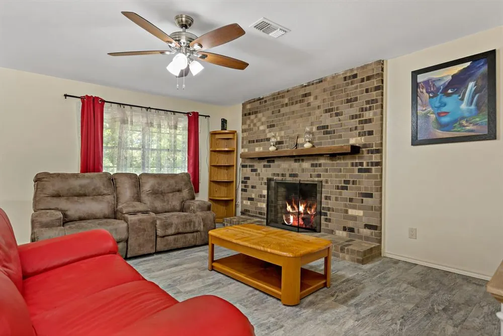 150 County Road 35980 Arthur City, TX 75411