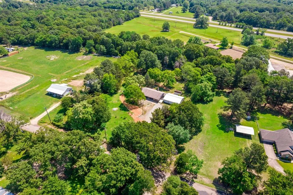 150 County Road 35980 Arthur City, TX 75411