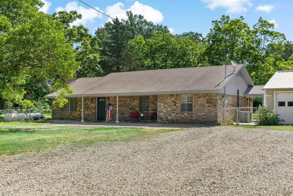 150 County Road 35980 Arthur City, TX 75411