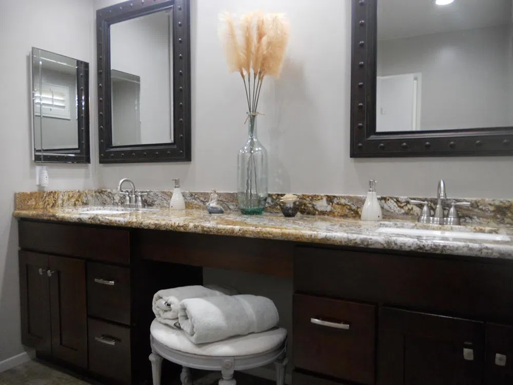 172 Gran Palm Desert, CA 92260
