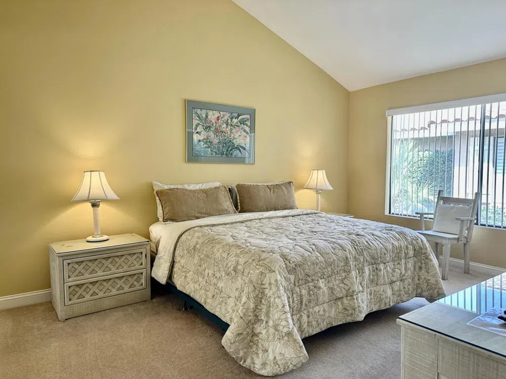 294 San Vicente Circle Palm Desert, CA 92260