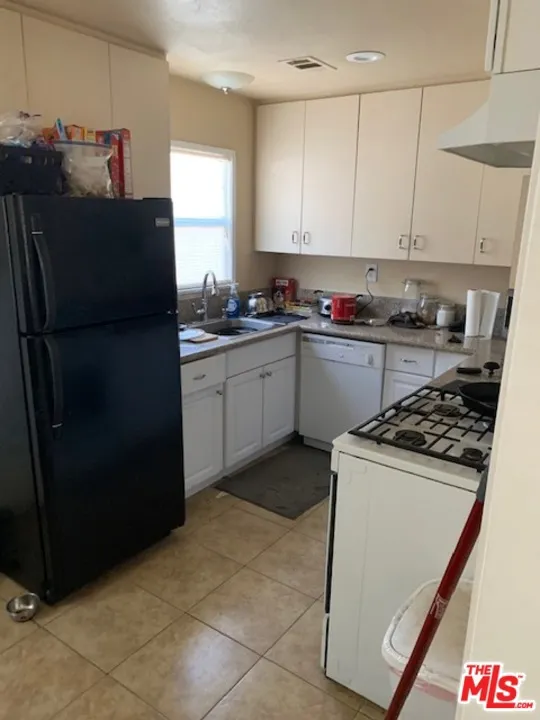 44606 Date Avenue Lancaster, CA 93534