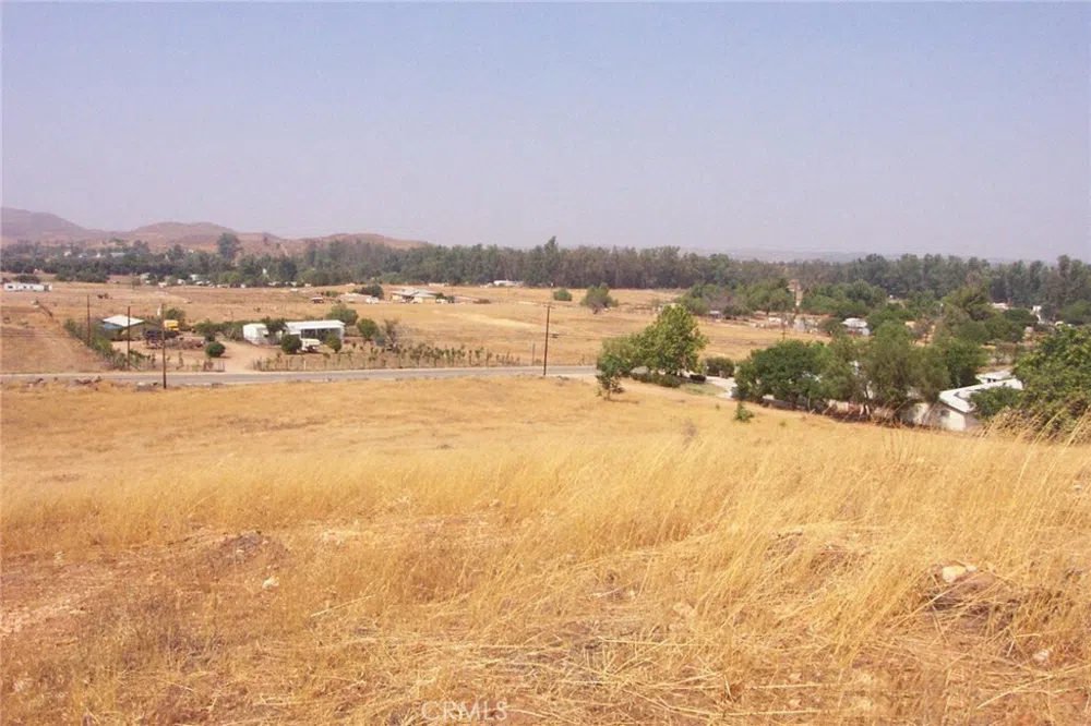 Ellis Avenue Perris, CA 92570