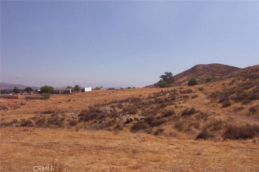 Ellis Avenue Perris, CA 92570