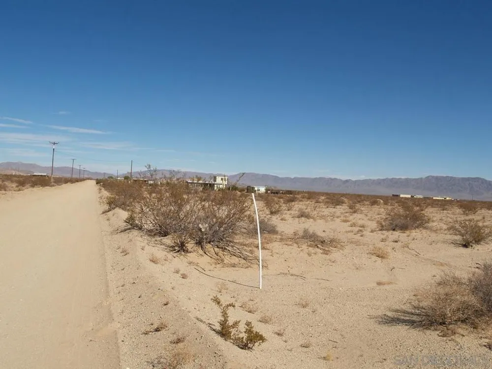Colaw Rd. Twentynine Palms, CA 92277