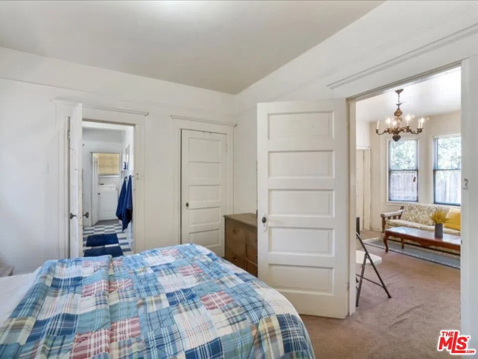2057 Emerson Street Berkeley, CA 94703