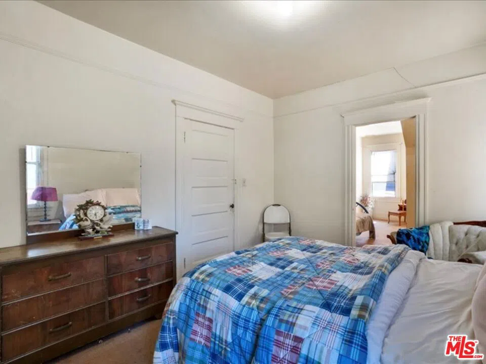 2057 Emerson Street Berkeley, CA 94703