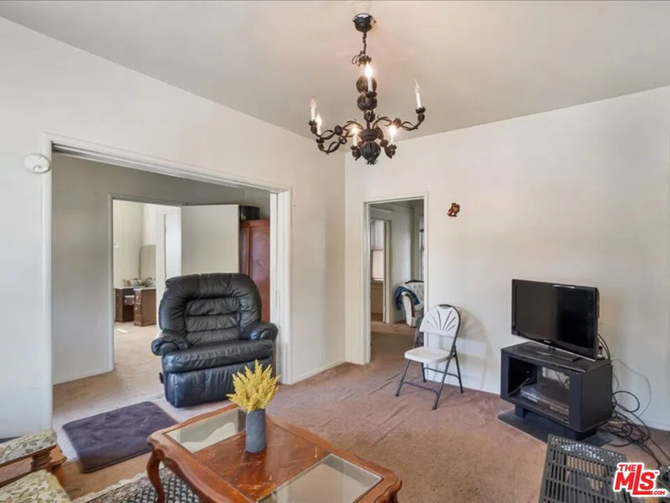 2057 Emerson Street Berkeley, CA 94703