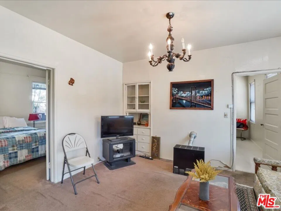 2057 Emerson Street Berkeley, CA 94703