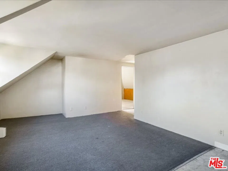 2057 Emerson Street Berkeley, CA 94703