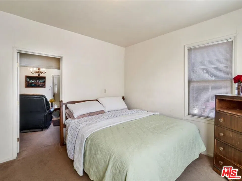 2057 Emerson Street Berkeley, CA 94703