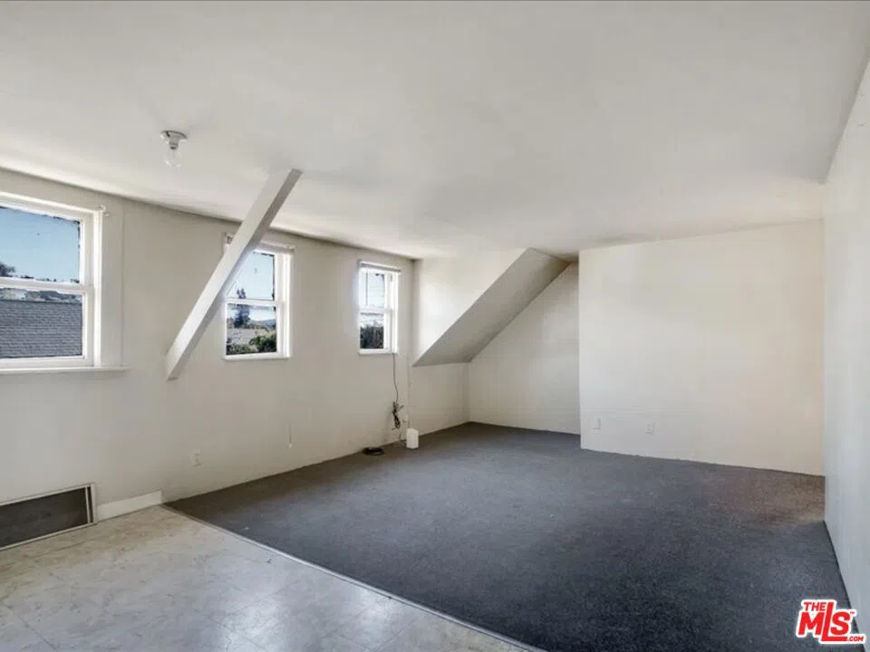 2057 Emerson Street Berkeley, CA 94703