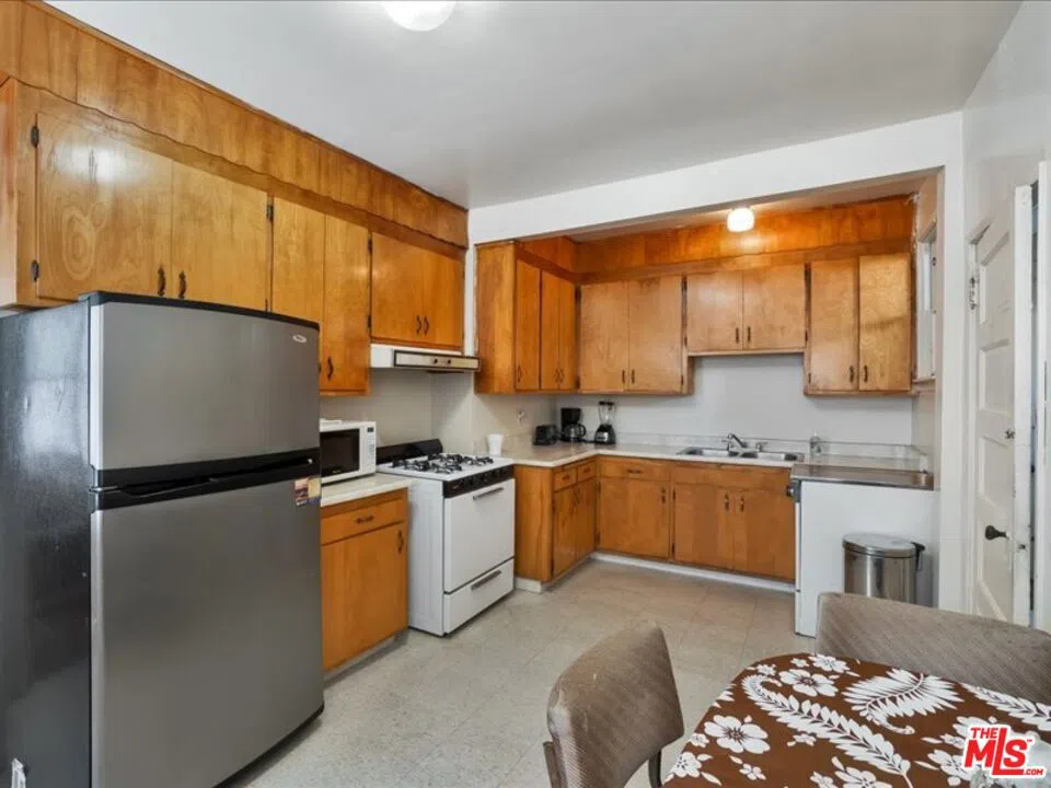 2057 Emerson Street Berkeley, CA 94703
