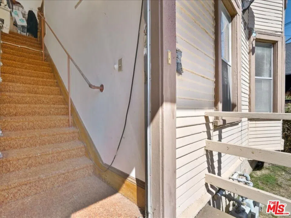 2057 Emerson Street Berkeley, CA 94703