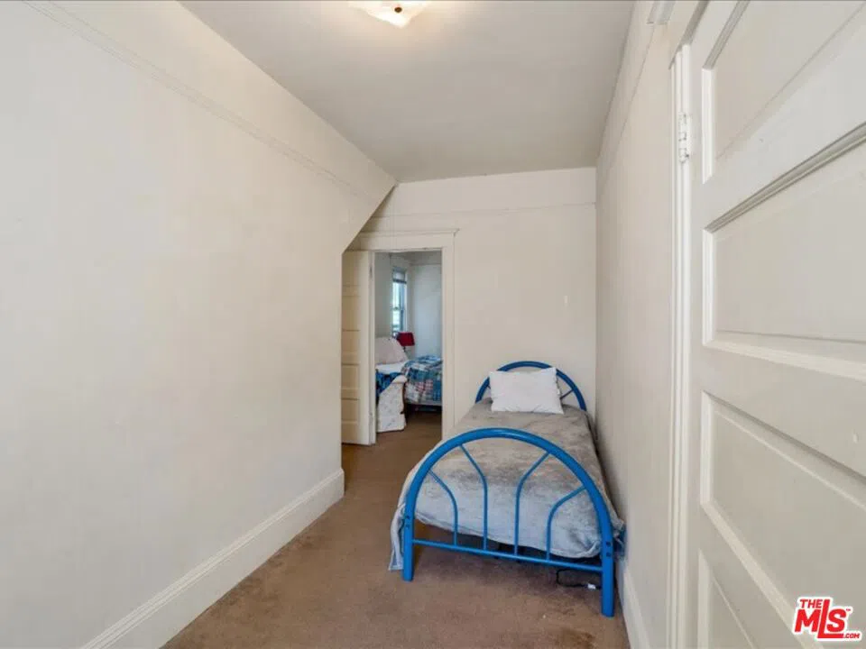 2057 Emerson Street Berkeley, CA 94703