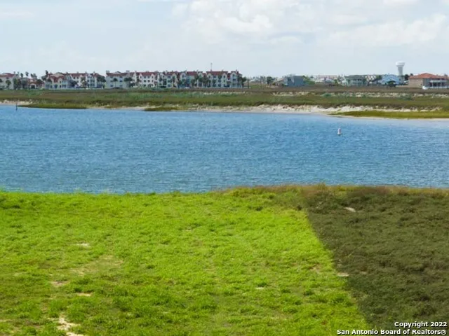 LOT 8 RUNNING LIGHT DR Corpus Christi, TX 78418
