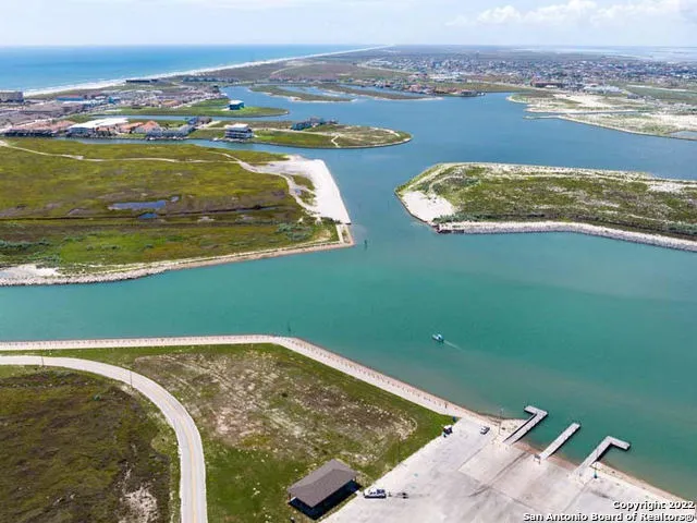 LOT 8 RUNNING LIGHT DR Corpus Christi, TX 78418