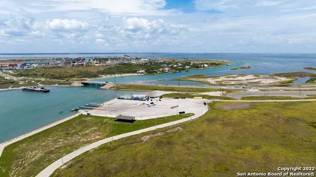 LOT 8 RUNNING LIGHT DR Corpus Christi, TX 78418