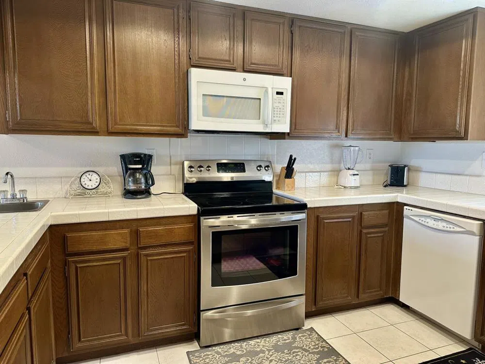 314 Gran Via Palm Desert, CA 92260