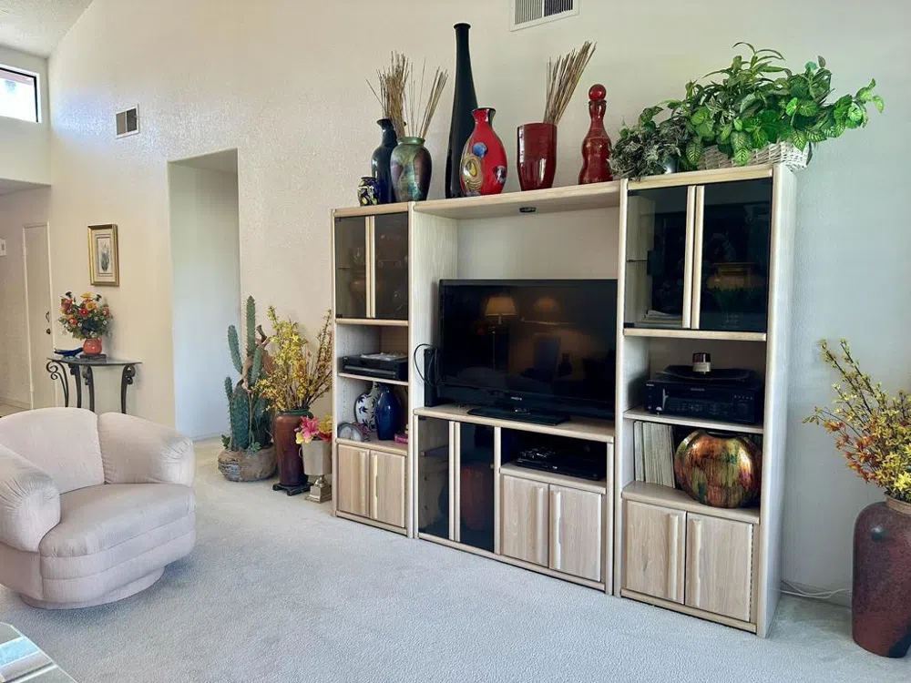 314 Gran Via Palm Desert, CA 92260