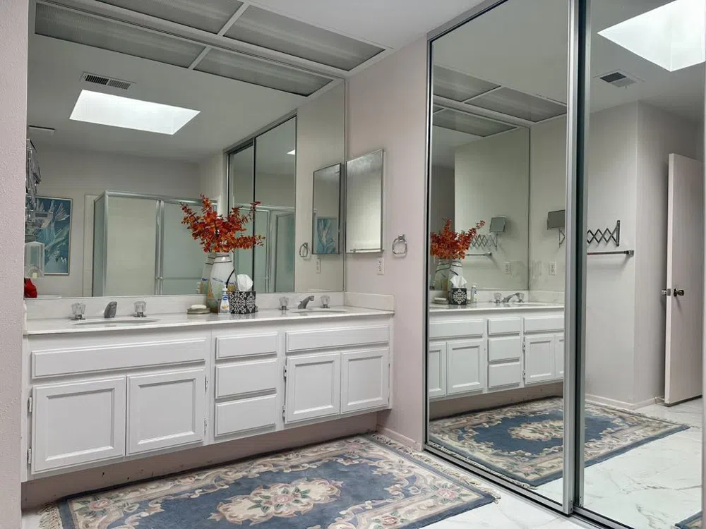 314 Gran Via Palm Desert, CA 92260