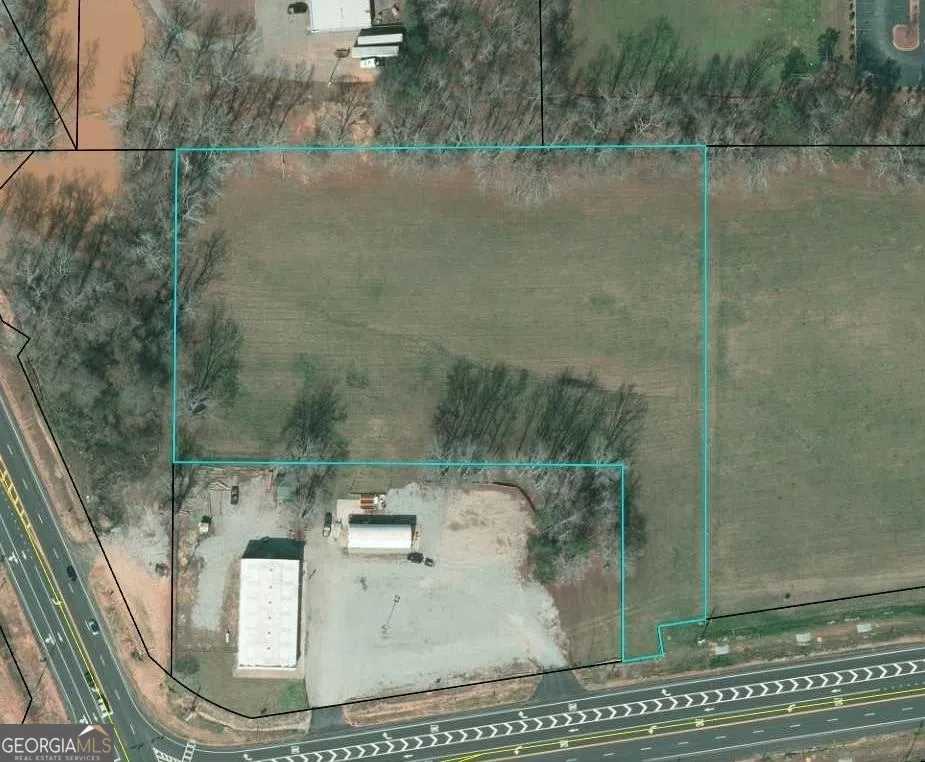 18 A Hwy 16 Newnan, GA 30263