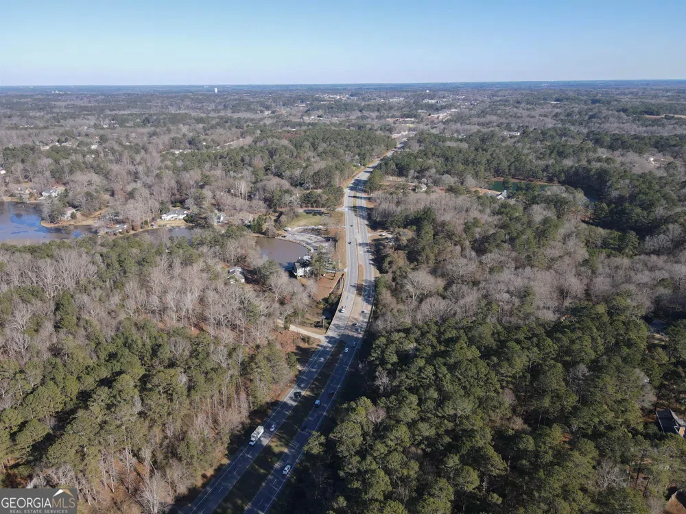BTWN 1086/1170 W Highway 54 Fayetteville, GA 30215