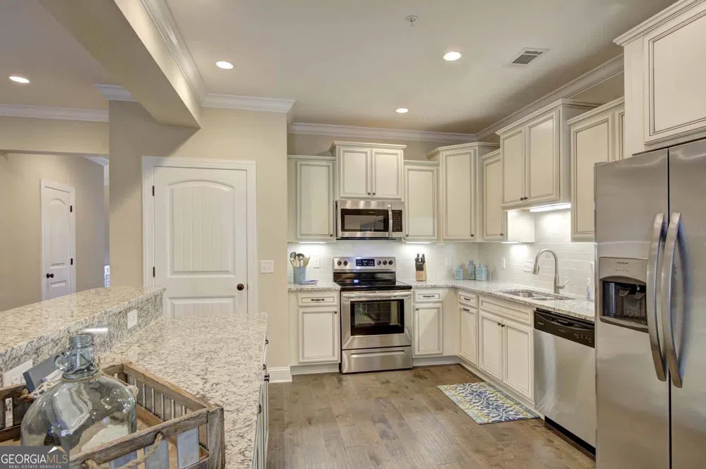205 Mariners CIR St. Simons, GA 31522