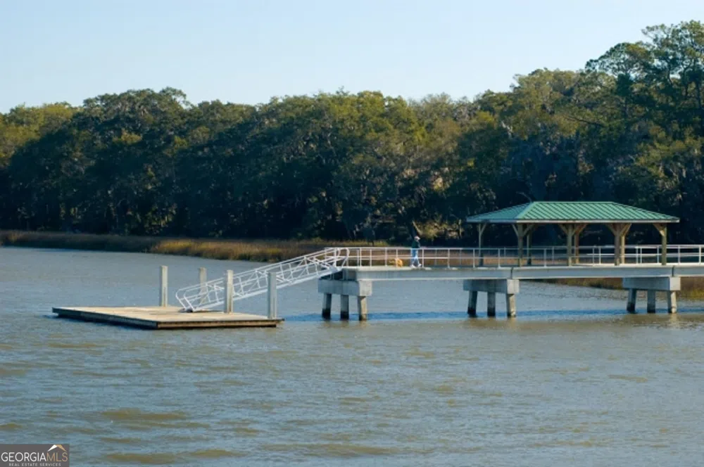 205 Mariners CIR St. Simons, GA 31522