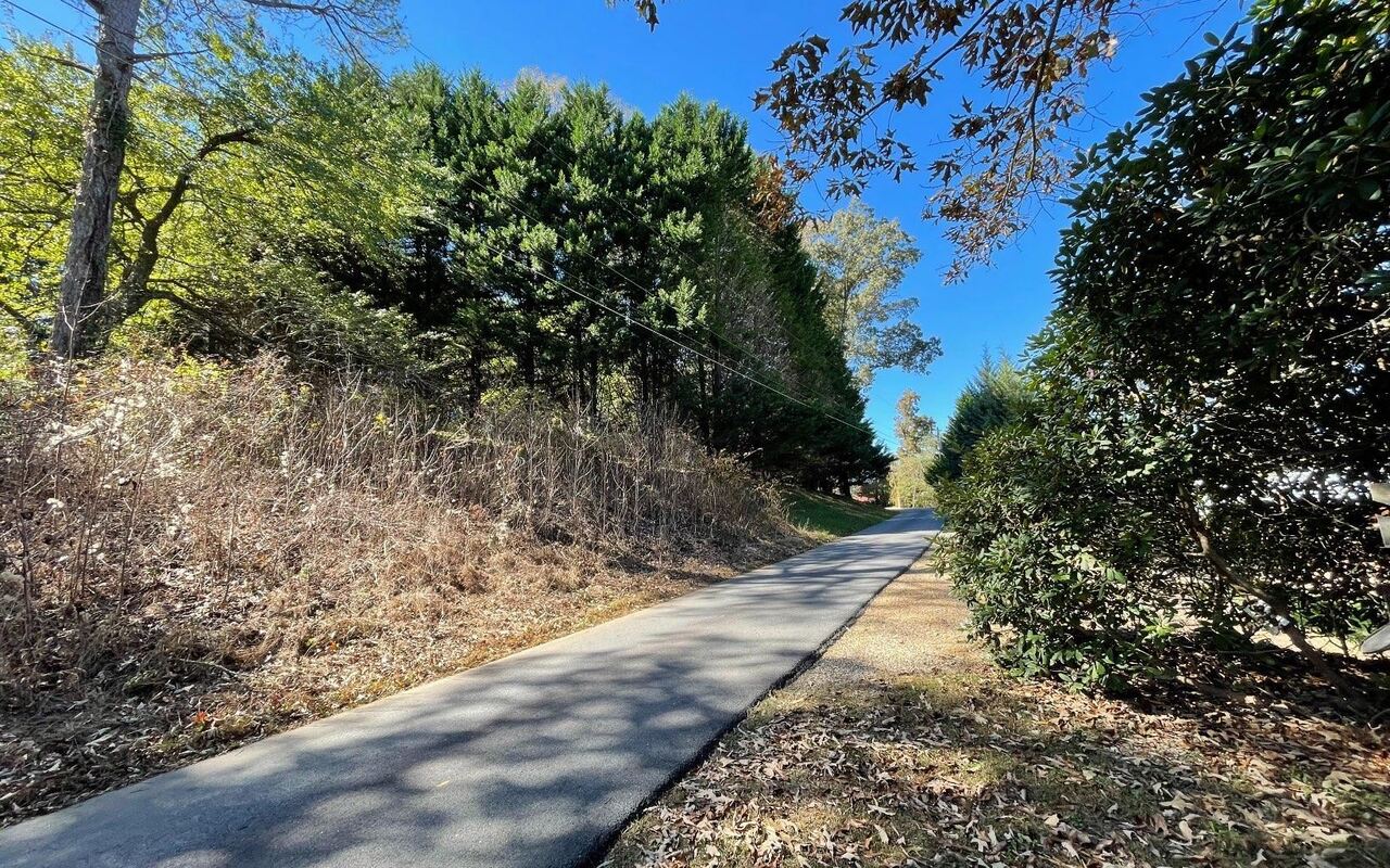 LOT 27 Sneaking Creek DR Hayesville, NC 28904