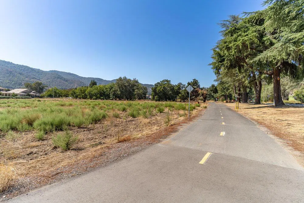 Hecker Pass Gilroy, CA 95020