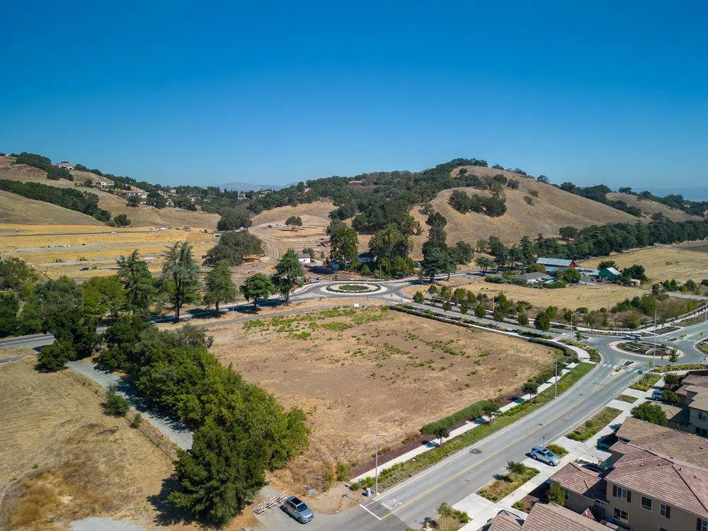 Hecker Pass Gilroy, CA 95020