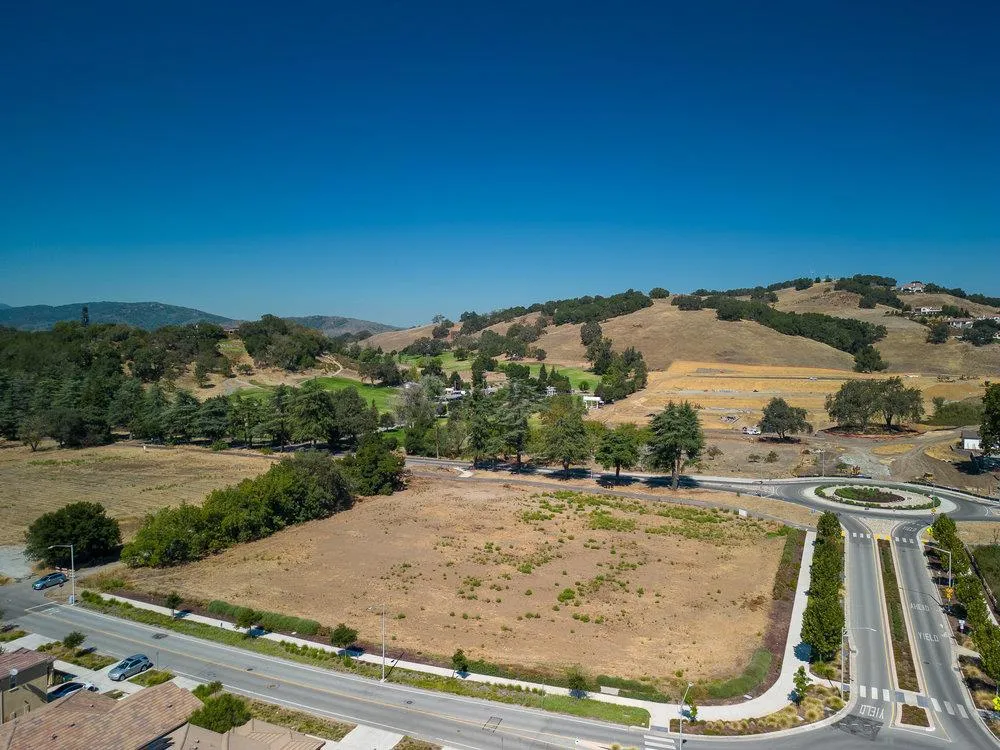 Hecker Pass Gilroy, CA 95020