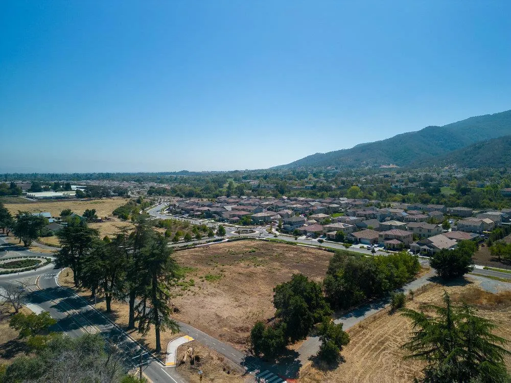 Hecker Pass Gilroy, CA 95020