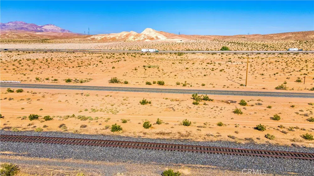 17 Yermo Road Yermo, CA 92398