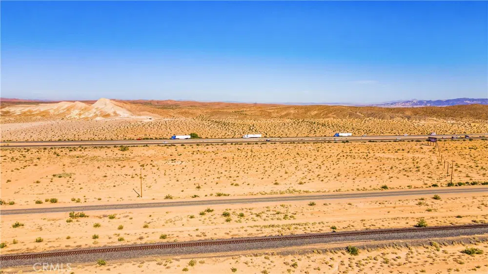 17 Yermo Road Yermo, CA 92398