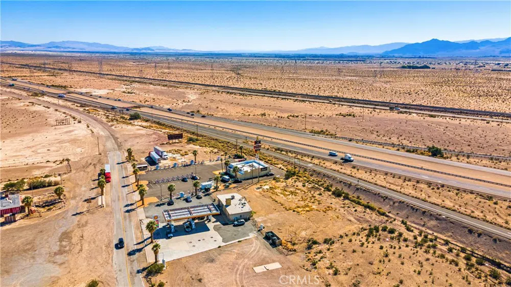 17 Yermo Road Yermo, CA 92398