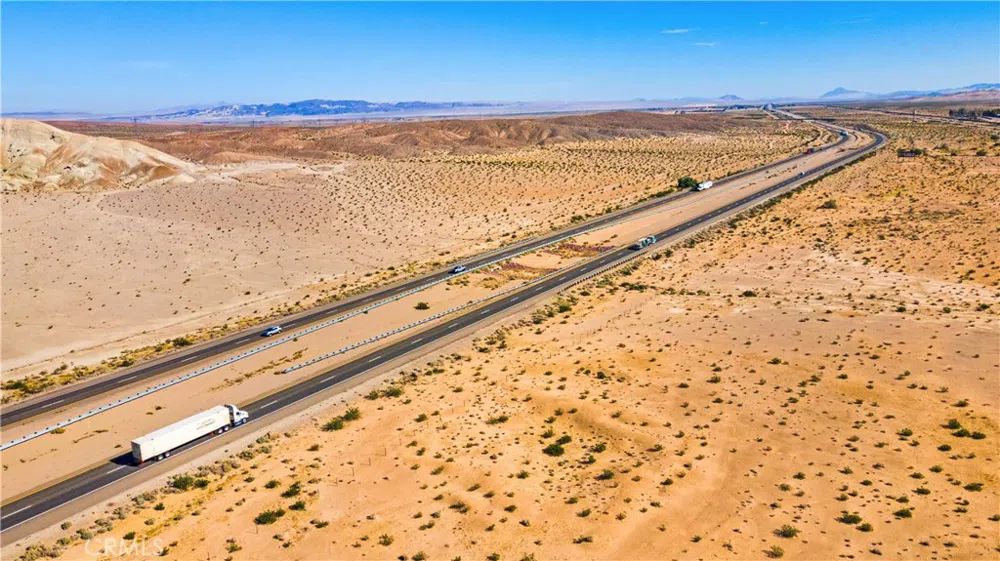 17 Yermo Road Yermo, CA 92398