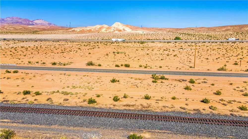 17 Yermo Road Yermo, CA 92398