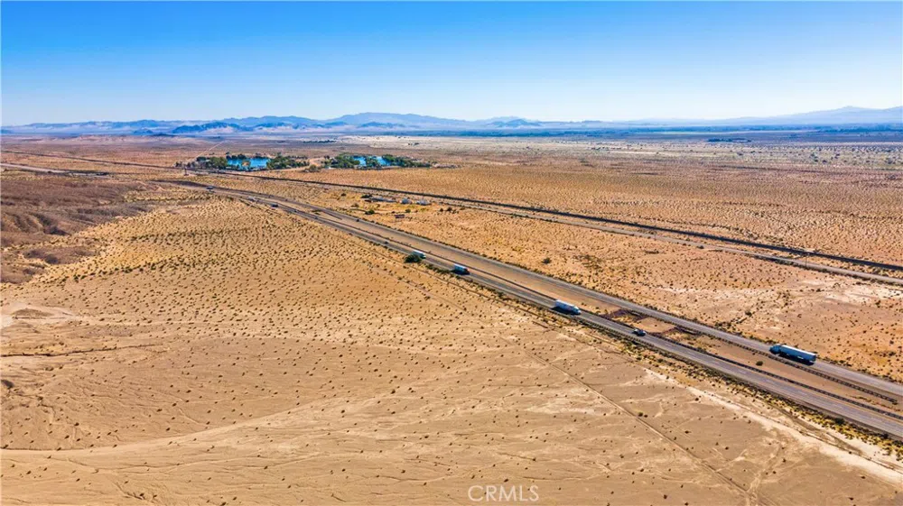 17 Yermo Road Yermo, CA 92398