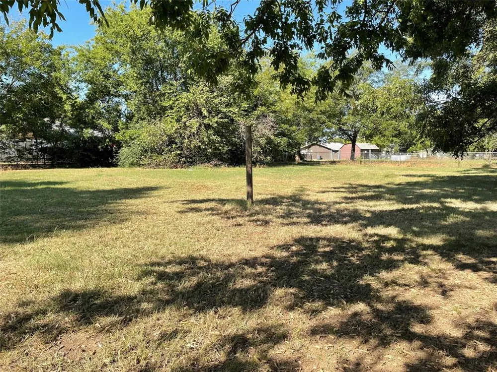 Lynch Street Como, TX 75431