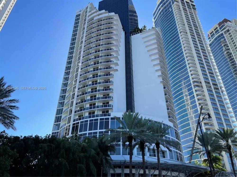 18001 Collins Ave #2912+Terrace Sunny Isles Beach, FL 33160